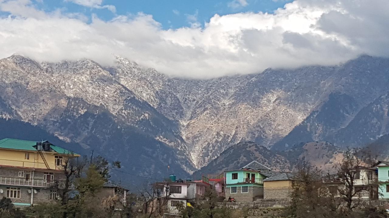 Anupam Resorts Dharamshala Exterior foto